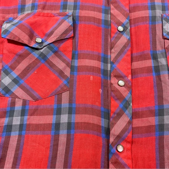 Branded Shirt Men Large Western Plaid Pearl Snap button Red Short sleeve Shirt. - Picture 2 of 7